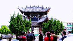 山陕会馆彩牌楼_副本.jpg