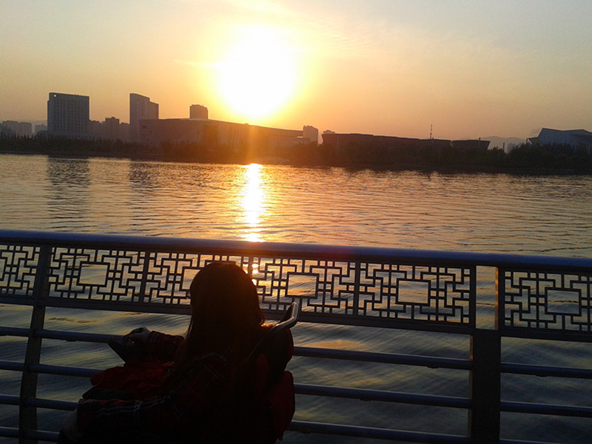 1511492003951432.jpg 20150829233705_19254.jpg