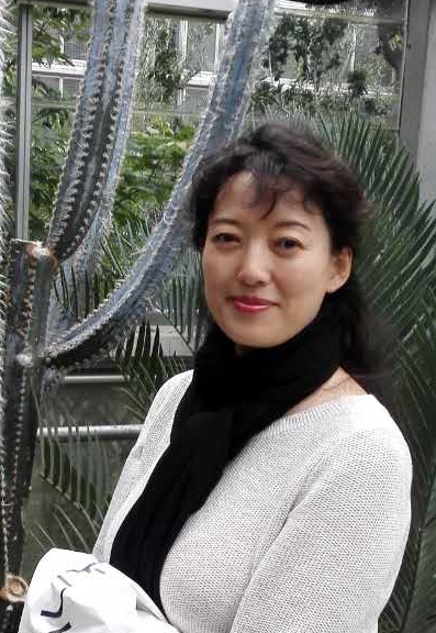 14雪轻旋.jpg