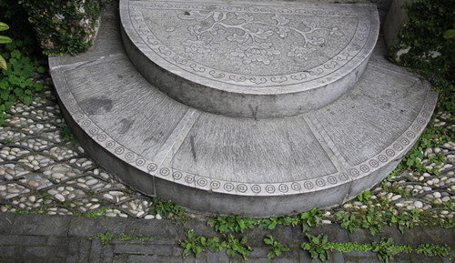 1524499502480794.jpg 祥庐的踏步-梅静摄.JPG