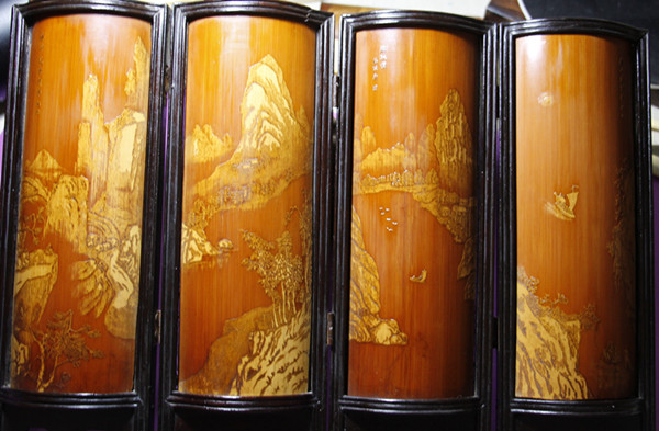 1532708854878622.jpg 尤紫轩的留青作品-漓江四景.JPG