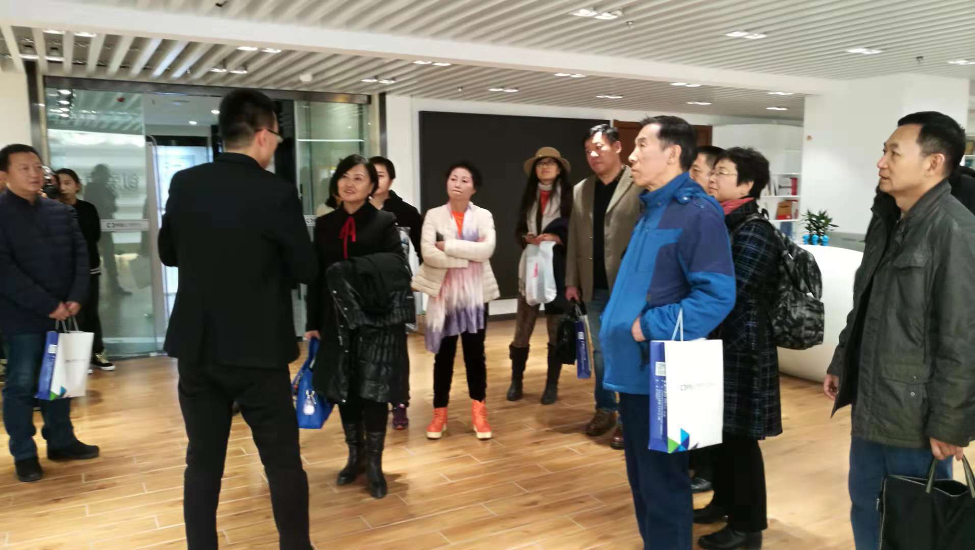微信图片_20181111211345.jpg