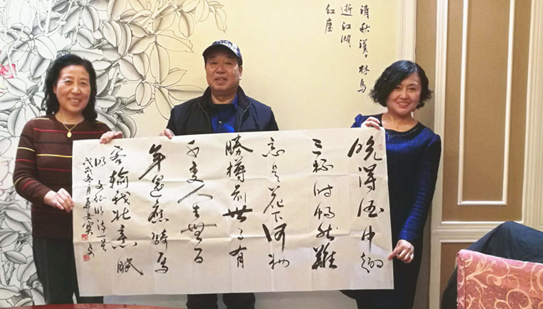 微信图片_20181219054750_副本_副本.jpg