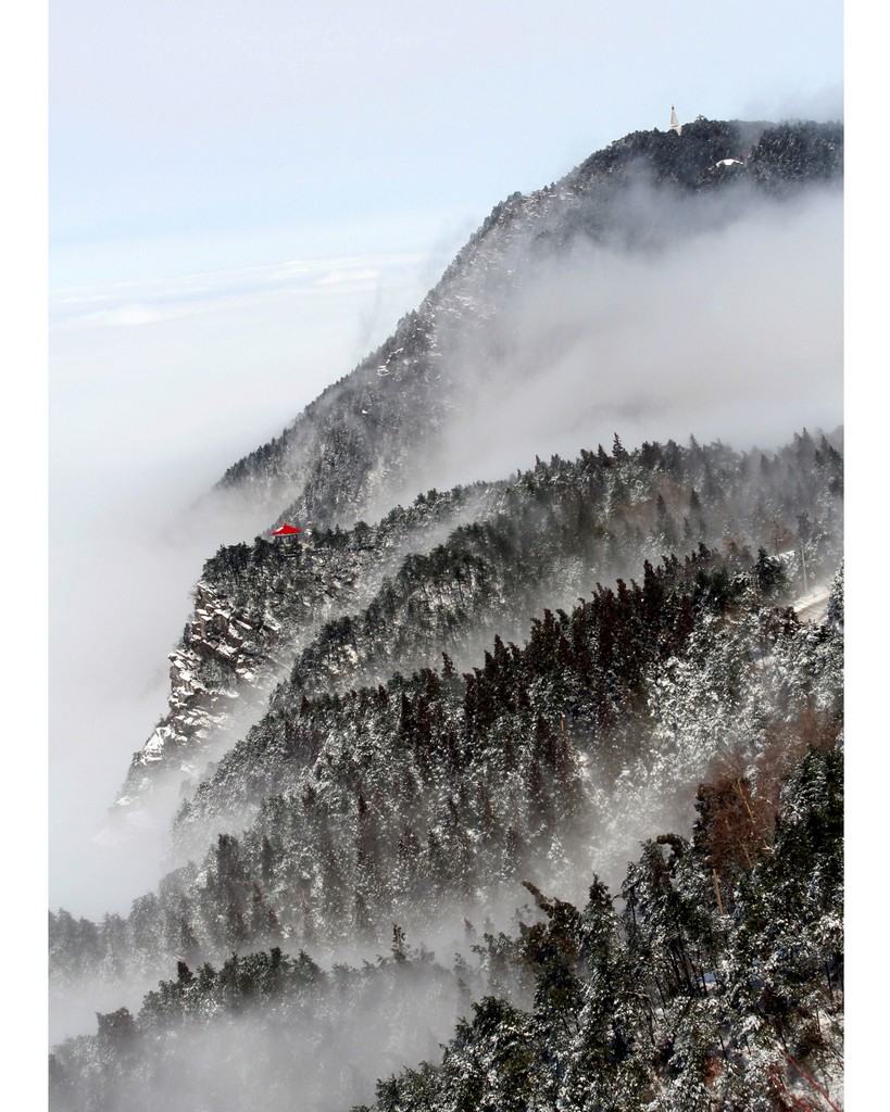 《水墨庐山》罗匡龙 摄.jpg