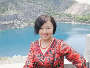 1563355820779649.jpg 独上月楼.jpg