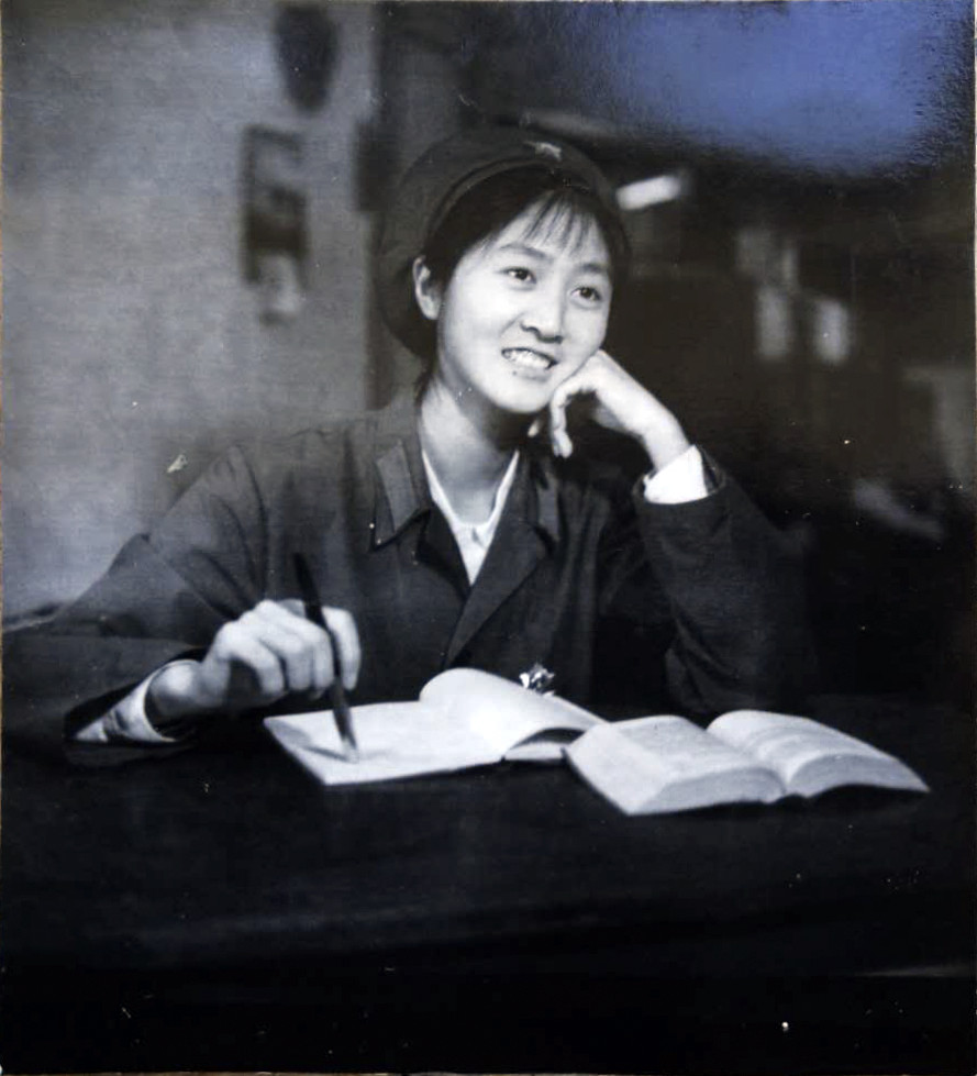 1595507224632567.jpg 胡新苹_副本 - 副本.jpg