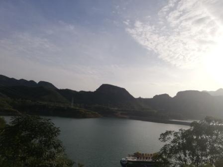 1603016968101081.jpg 暮色降临 马利娟摄.jpg