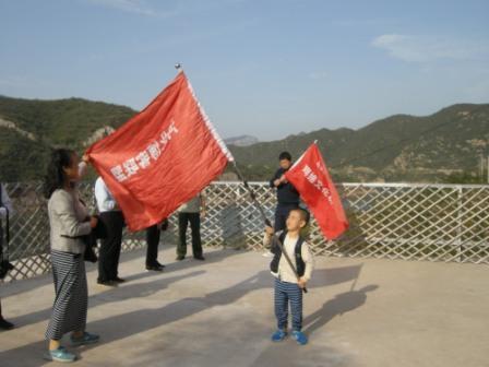 1603017350976821.jpg 小旗手 马利娟摄.jpg