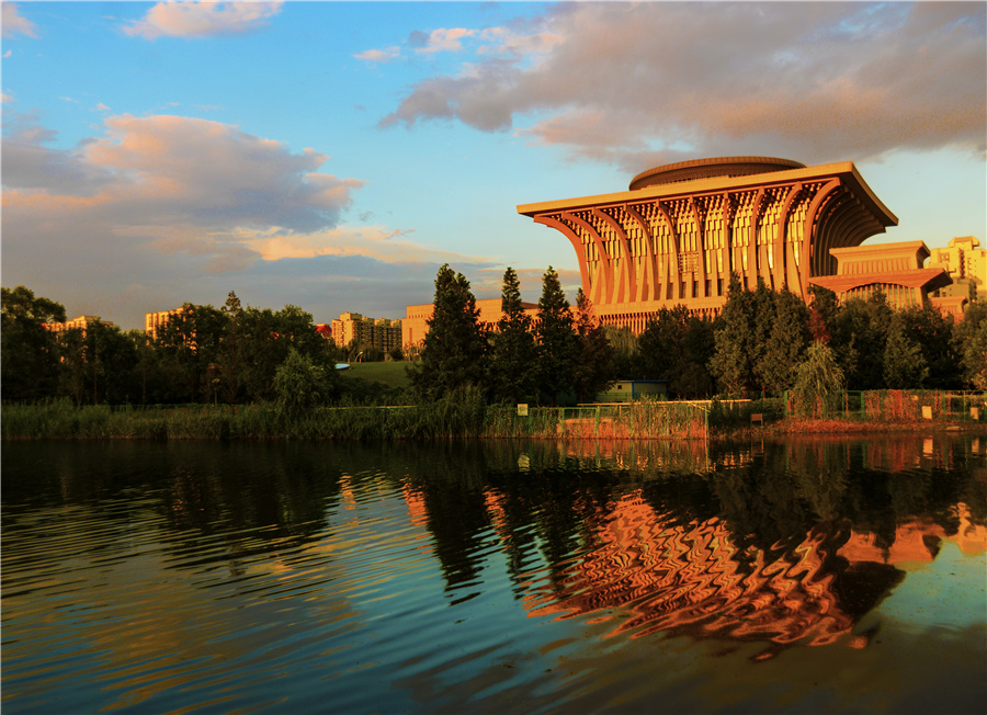 25.《 夕照国学馆》张林初   84802336.jpg