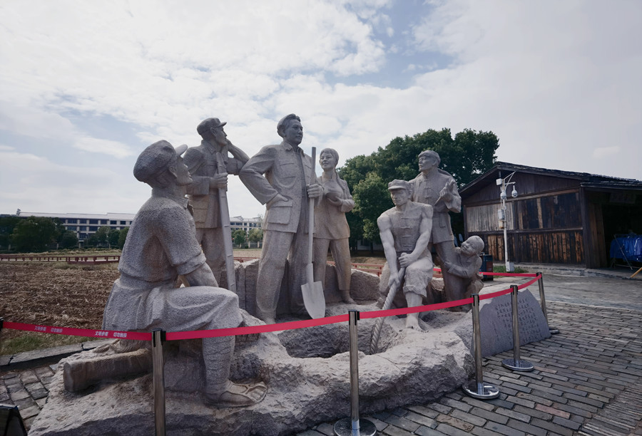 19   红井，吃水不忘挖井人.jpg