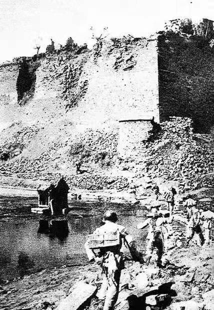 1642902185864938.jpg 0a758705466669523a892b0abfd9dad.jpg