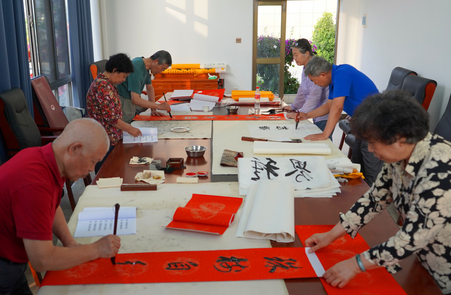 《笔墨流香》  东方可可    摄.jpg