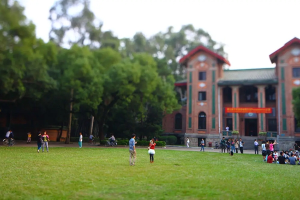 中山大学2.jpg