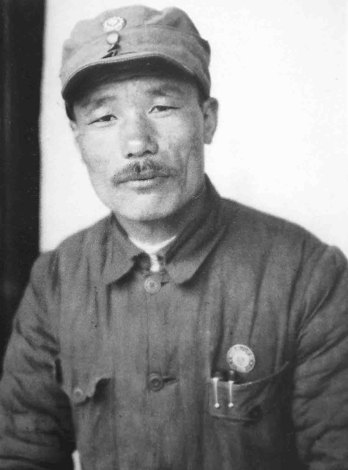 1661311218463624.jpg 13-1红军当中有名的胡子.jpg