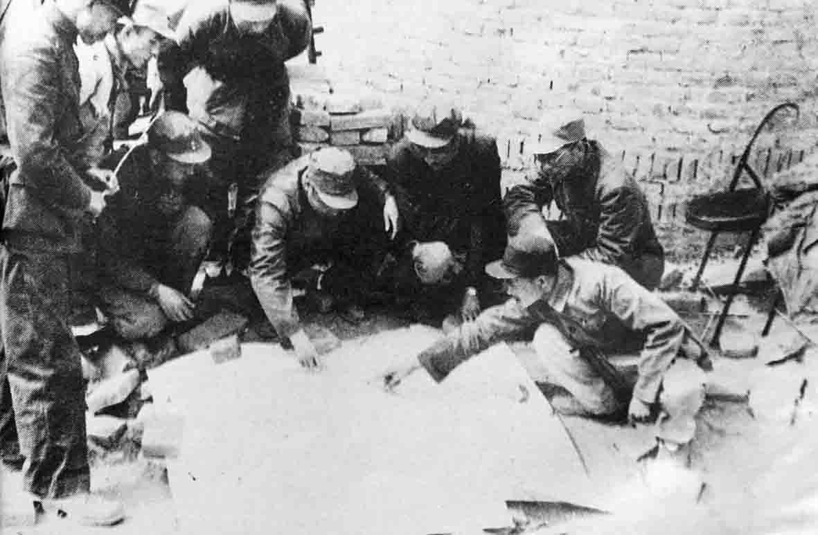 1662202325835375.jpg 19-4,晋察冀野战军三大兵团会攻太原前线指挥所.jpg