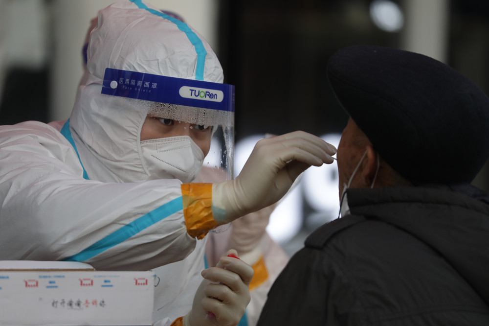 1662945220115325.jpg 《专注》胡英丽13181895999_副本.jpg