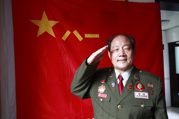 1690865709141002.jpg 焦振芳:1937年9月生,河南陈留,1950年3月入朝,志愿军65军193师579团,参加过第五次战役,保卫板门店,53年停战后回国。.JPG