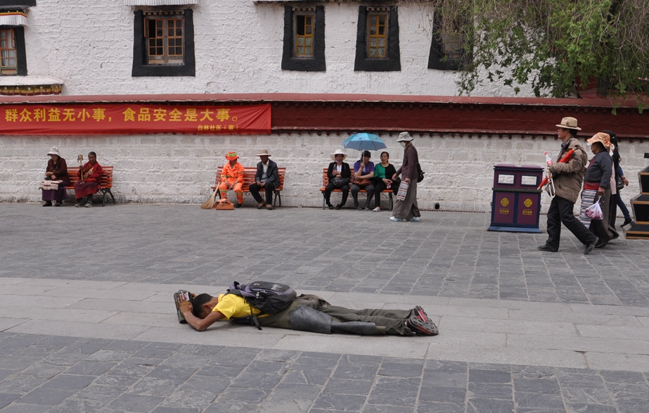2+拉萨市+大昭寺+王抑洪+13121111330.JPG